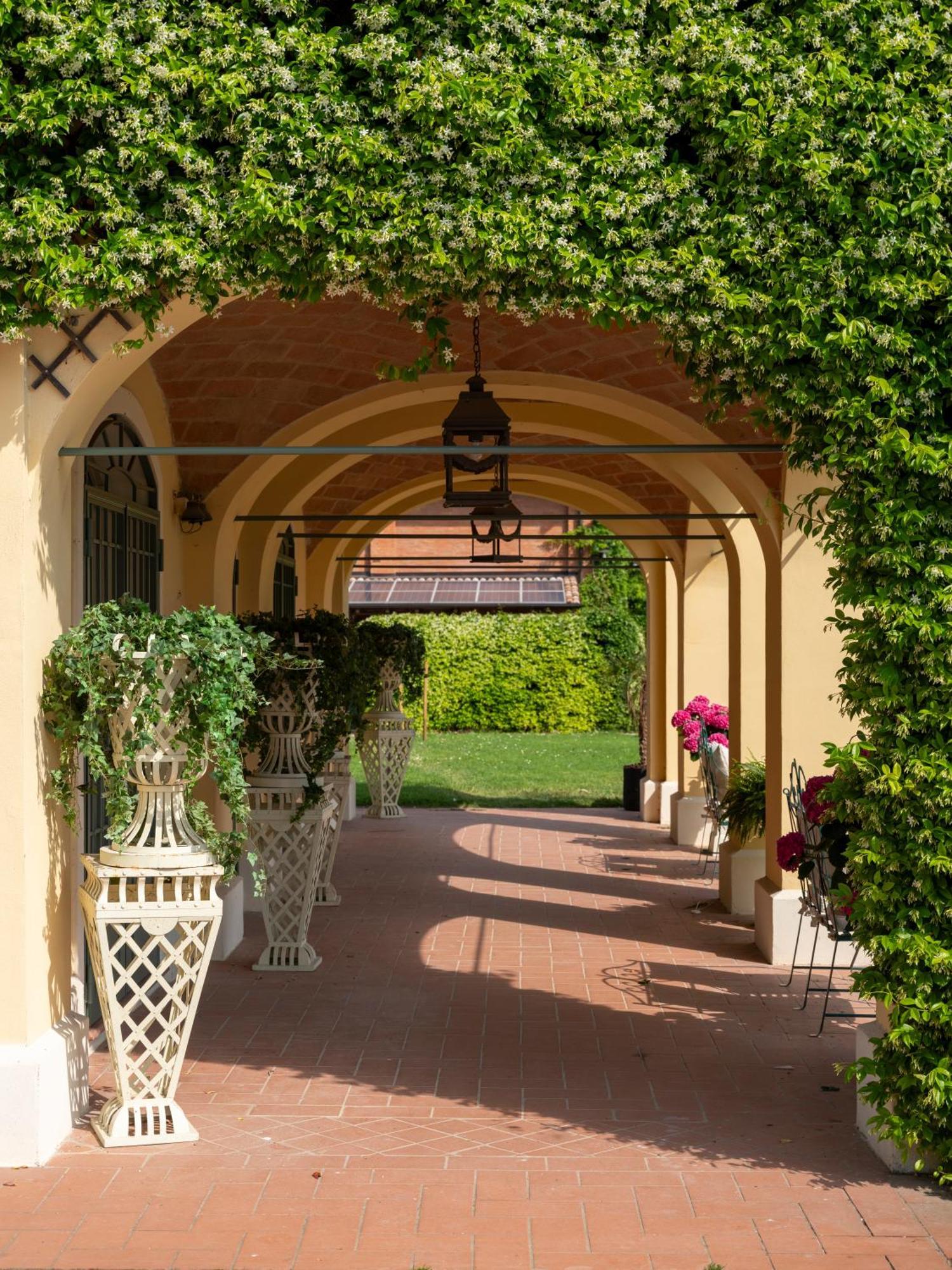 Elizabeth Country House, A Member Of Design Hotels Minerbio المظهر الخارجي الصورة